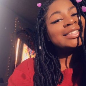 Meet your Posher, Jade